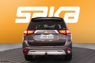 Mitsubishi Outlander PHEV vaihtoauto