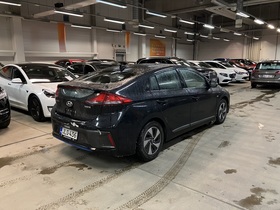 Hyundai IONIQ hybrid vaihtoauto