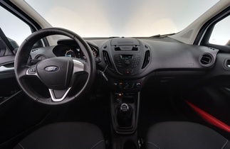Ford Transit Courier vaihtoauto