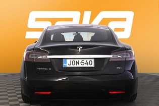Tesla Model S vaihtoauto
