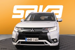 Mitsubishi Outlander PHEV vaihtoauto