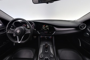 Alfa Romeo Giulia vaihtoauto