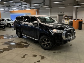 Toyota Hilux vaihtoauto