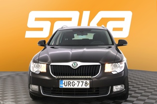 Skoda Superb vaihtoauto
