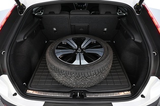 Volvo C40 vaihtoauto