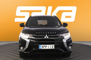 Mitsubishi Outlander PHEV vaihtoauto
