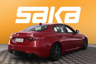 Alfa Romeo Giulia vaihtoauto