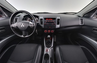 Mitsubishi Outlander vaihtoauto