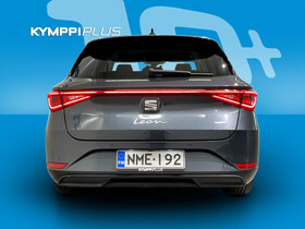 SEAT Leon Sportstourer vaihtoauto