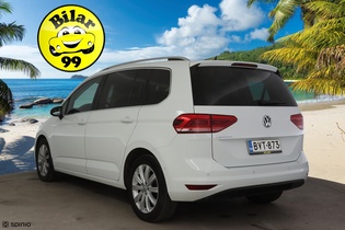 Volkswagen Touran vaihtoauto