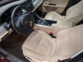 Jaguar XF vaihtoauto