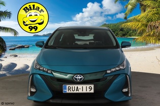 Toyota Prius Plug-in vaihtoauto