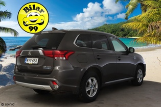 Mitsubishi Outlander PHEV vaihtoauto