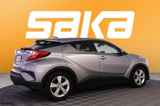Toyota C-HR vaihtoauto