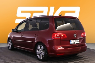 Volkswagen Touran vaihtoauto