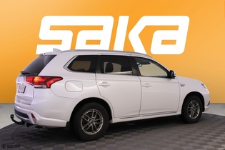 Mitsubishi Outlander PHEV vaihtoauto
