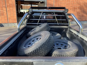 Nissan Navara vaihtoauto