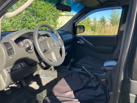 Nissan Navara vaihtoauto