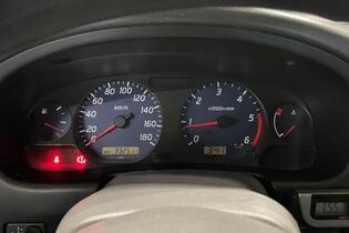 Nissan King vaihtoauto