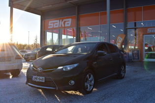 Toyota Auris vaihtoauto