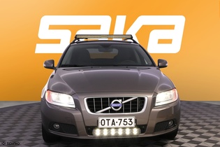 Volvo V70 vaihtoauto