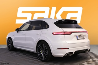 Porsche Cayenne vaihtoauto