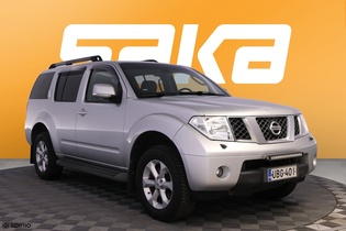 Nissan Pathfinder vaihtoauto