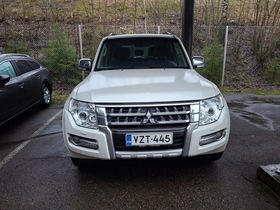 Mitsubishi Pajero vaihtoauto