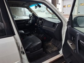 Mitsubishi Pajero vaihtoauto