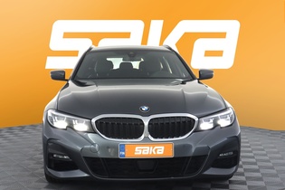 BMW 330 vaihtoauto