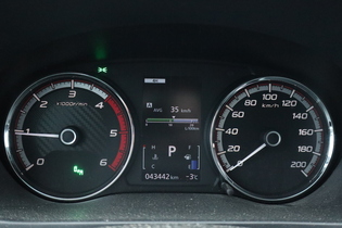 Mitsubishi L200 vaihtoauto