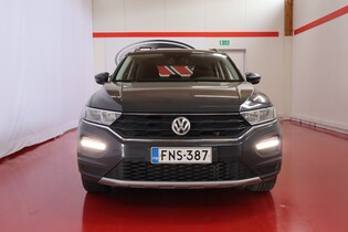 Volkswagen T-Roc vaihtoauto