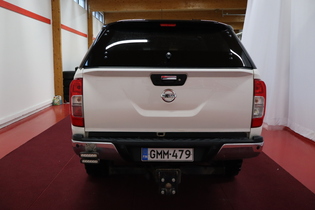 Nissan Navara vaihtoauto