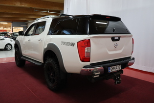 Nissan Navara vaihtoauto