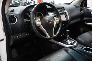 Nissan Navara vaihtoauto