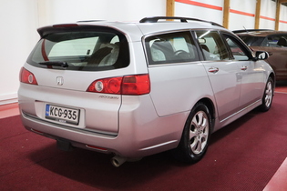 Honda Accord vaihtoauto