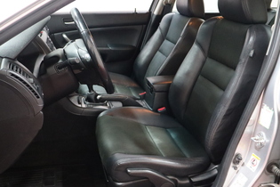 Honda Accord vaihtoauto