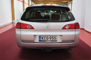 Honda Accord vaihtoauto