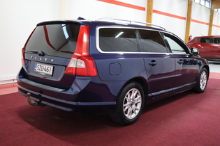 Volvo V70 vaihtoauto