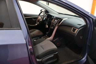 Hyundai i30 5d vaihtoauto