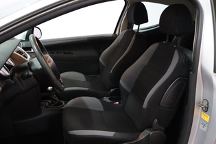 Peugeot 207 vaihtoauto