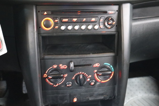 Peugeot 207 vaihtoauto