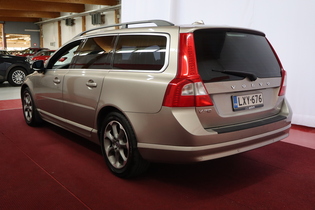 Volvo V70 vaihtoauto
