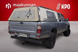 Toyota Hilux vaihtoauto