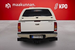 Toyota Hilux vaihtoauto