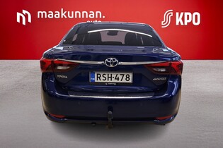 Toyota Avensis vaihtoauto