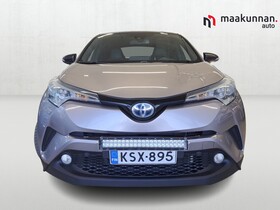 Toyota C-HR vaihtoauto