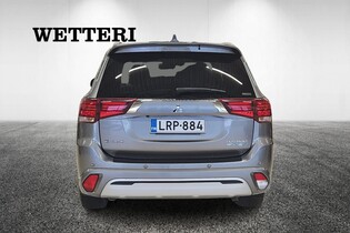 Mitsubishi Outlander PHEV vaihtoauto