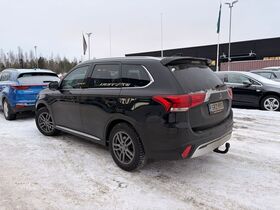 Mitsubishi Outlander PHEV vaihtoauto