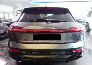 Audi Q8 e-tron vaihtoauto